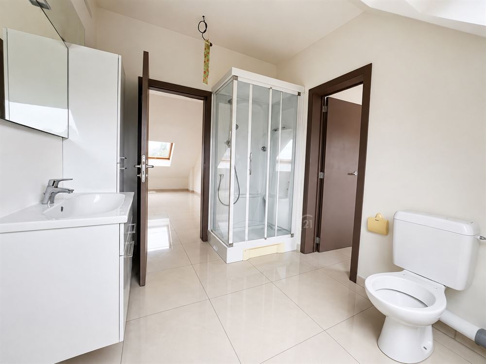 APPARTEMENT LUMINEUX