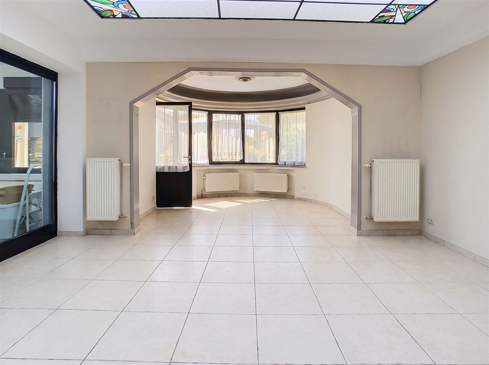 MAISON DE MAITRE 4 CHAMBRES AVEC JARDIN ET GARAGE