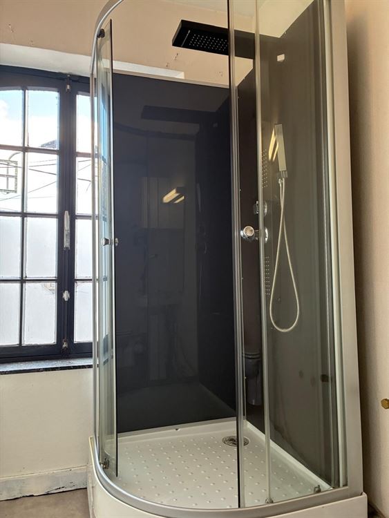 MAISON 1 CHAMBRE - SALLE DE BAIN - LIVING