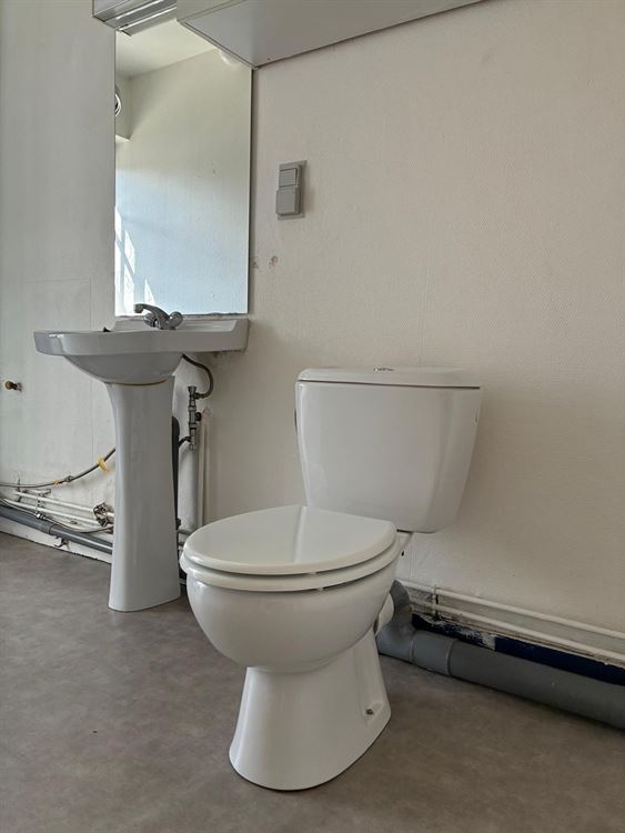 MAISON 1 CHAMBRE - SALLE DE BAIN - LIVING