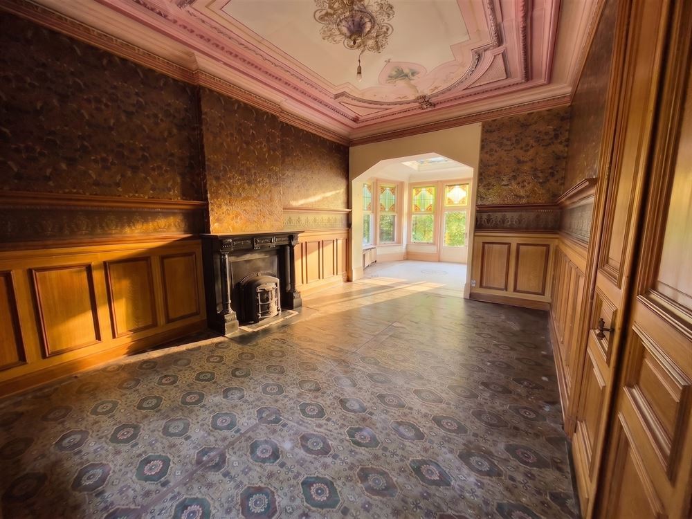 MAISON DE MAITRE