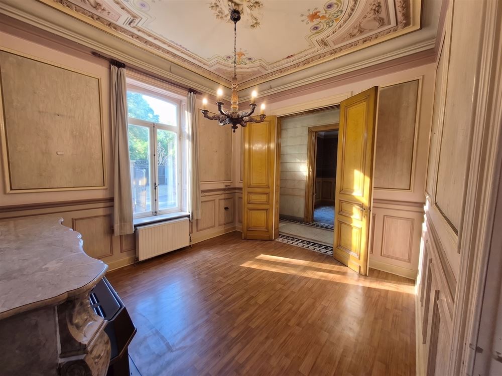MAISON DE MAITRE