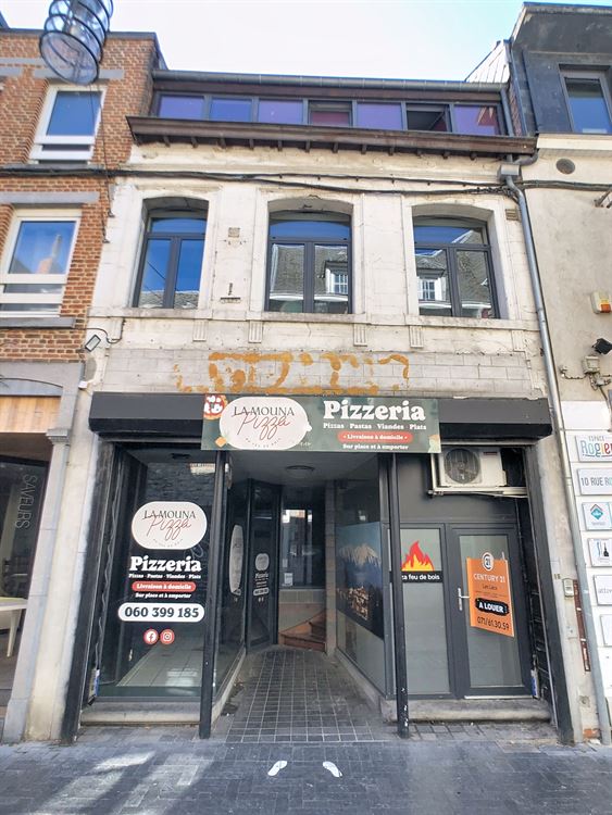 COMMERCE-REZ DE CHAUSSEE DE 70M² AVEC CAVE