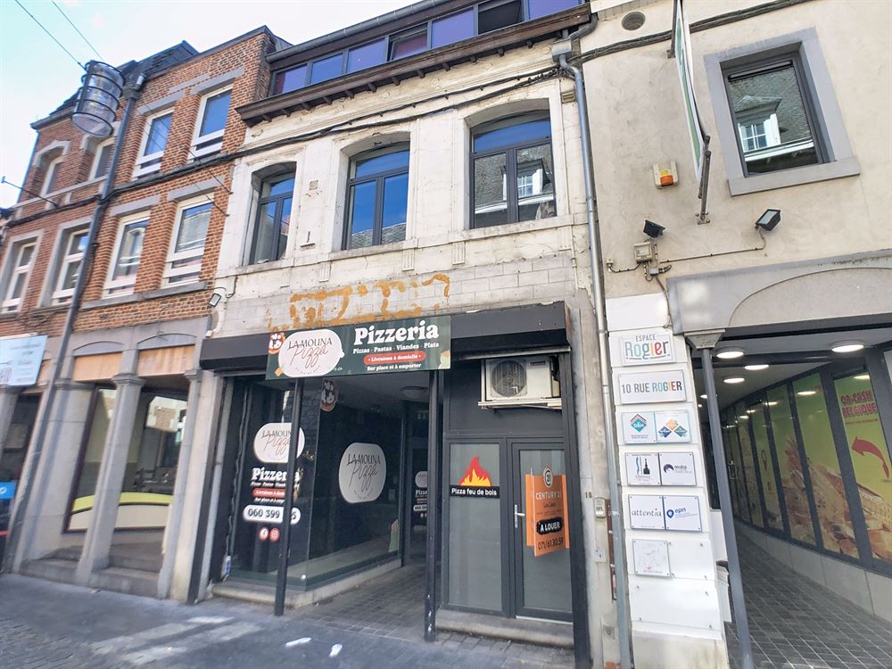 COMMERCE-REZ DE CHAUSSEE DE 70M² AVEC CAVE