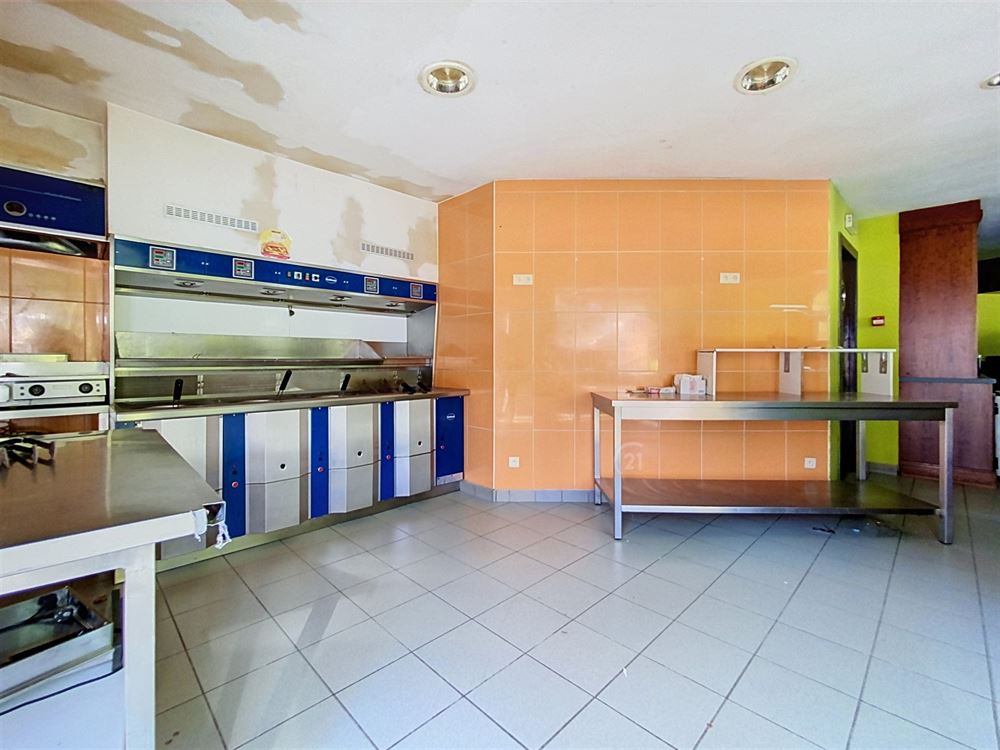 BELLE OPPORTUNITE COMMERCIALE AVEC INFRASTRUCTURE HORECA