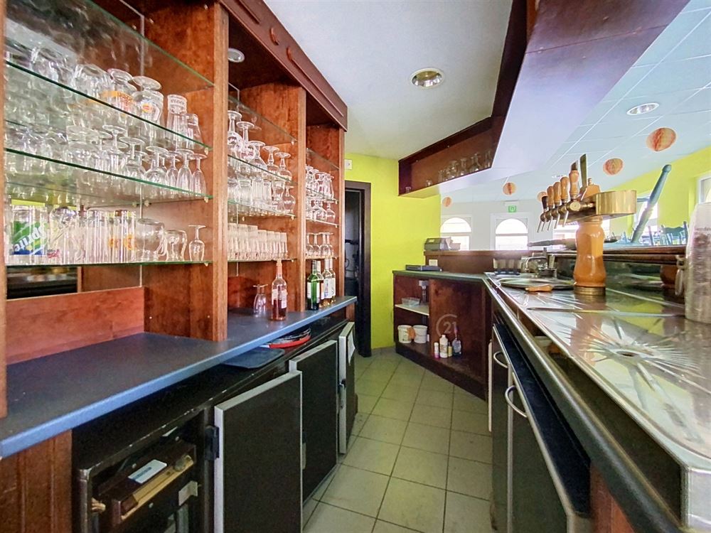 BELLE OPPORTUNITE COMMERCIALE AVEC INFRASTRUCTURE HORECA