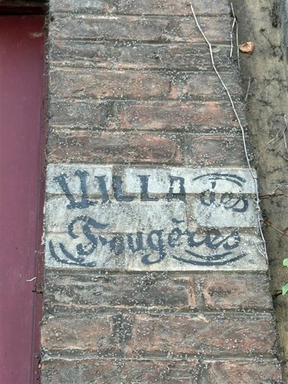 MAISON BOURGEOISE A RENOVER