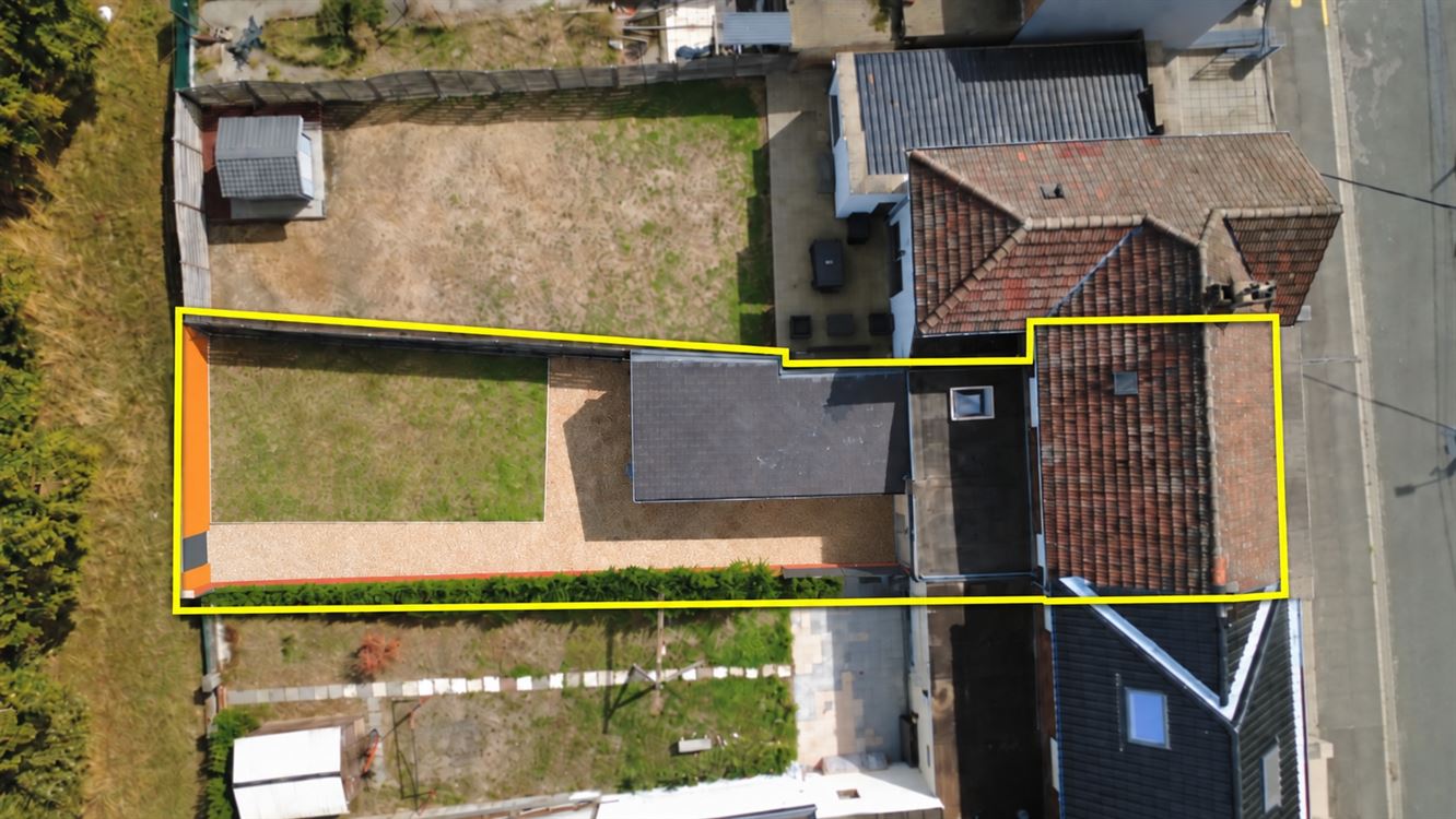 MAISON - 2 CH - JARDIN - PARKING - GRENIER AMENAGEABLE