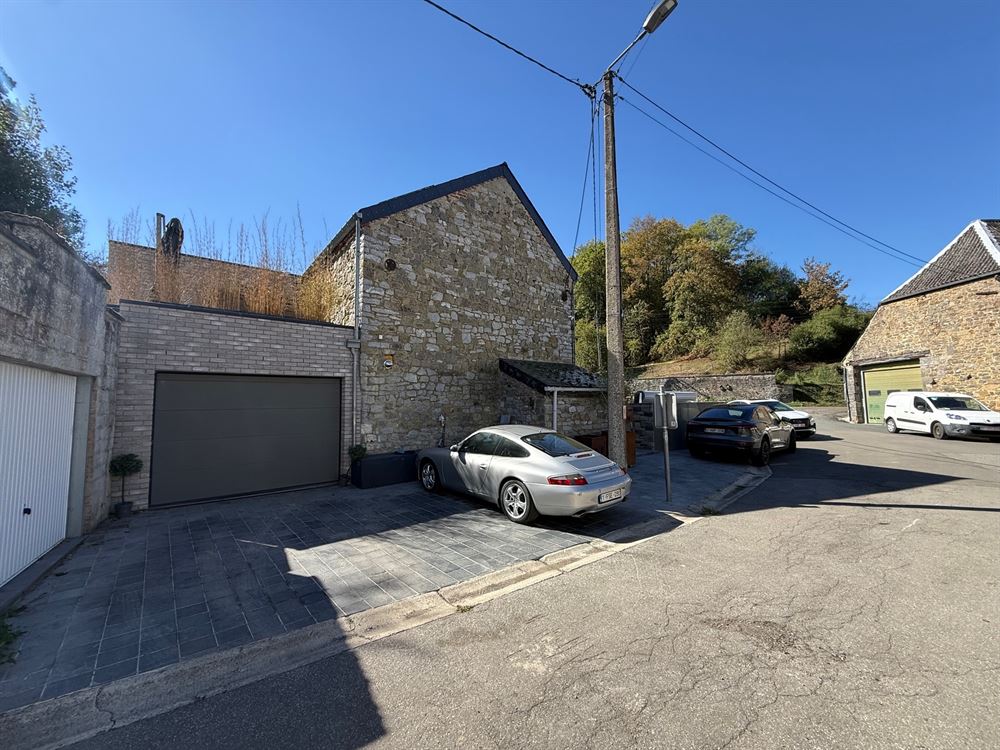 MAISON - 3 CHAMBRES - GARAGE - JARDIN