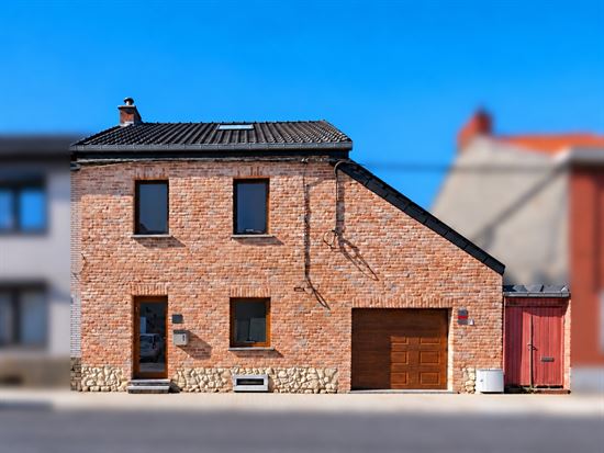 MAISON - 3 CH - GARAGE - JARDIN - TERRASSES