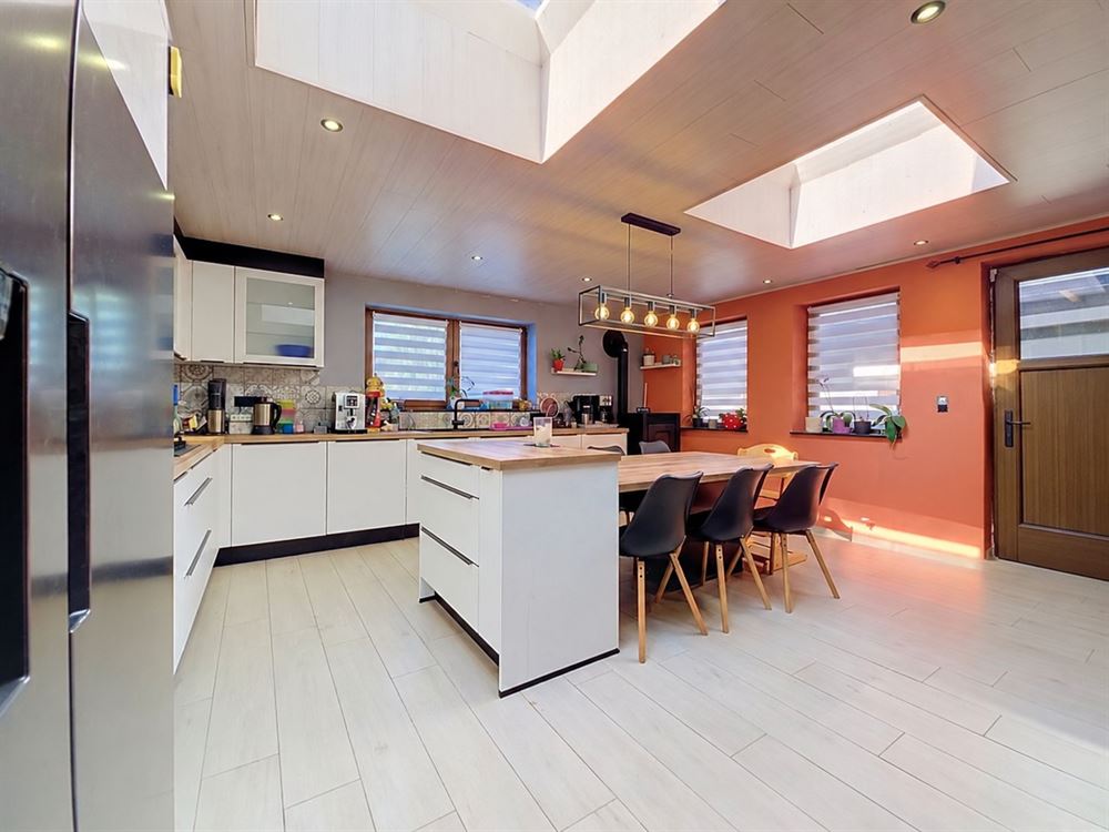 MAISON - 3 CH - GARAGE - JARDIN - TERRASSES