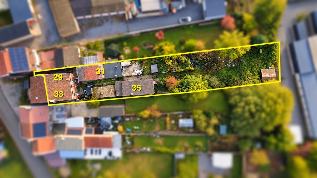 LOT DE 4 MAISONS AVEC GRAND JARDIN