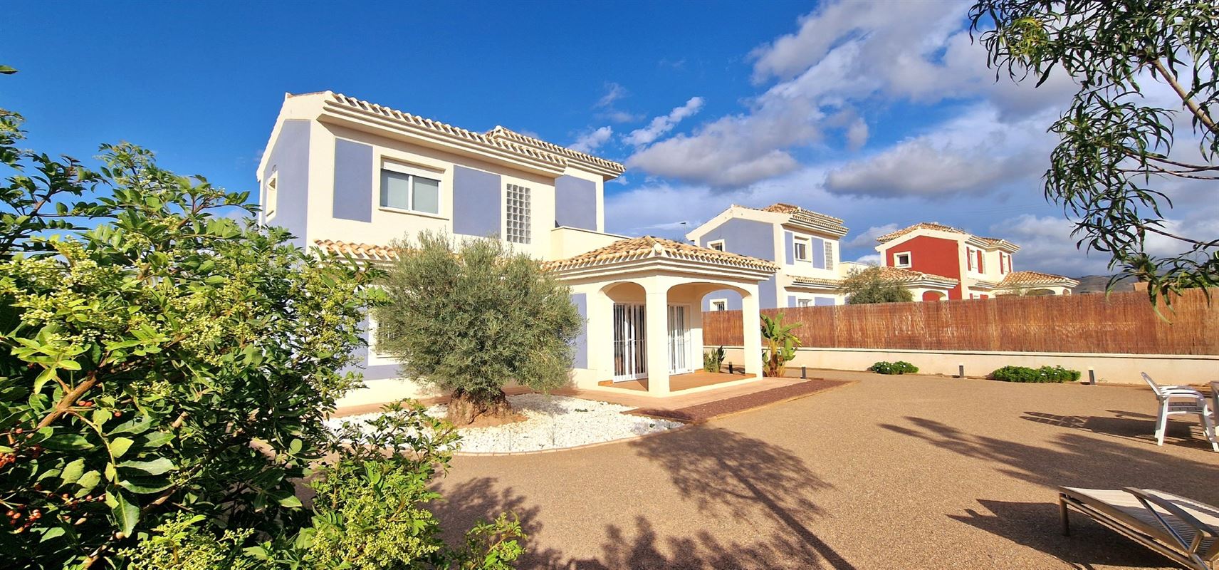 JARDINES DE ALMENARA