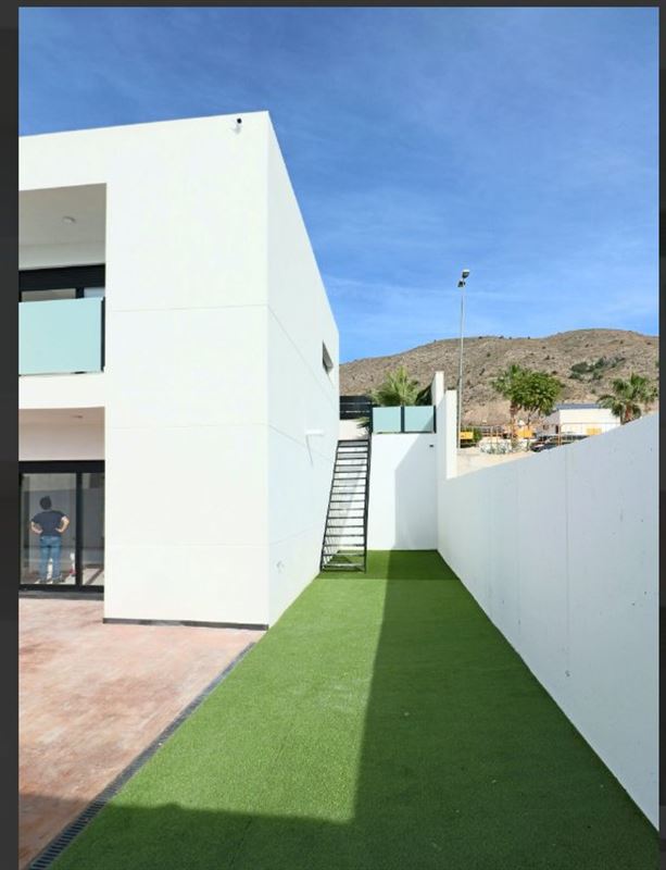 Avenida - Las Kalendas