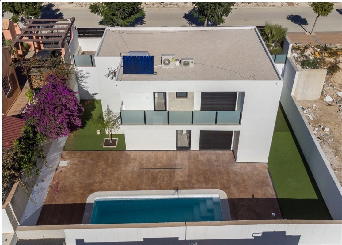 Avenida - Las Kalendas