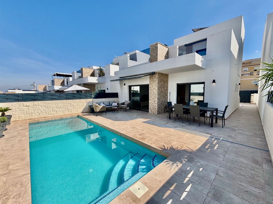 Villa Moderna 1701
