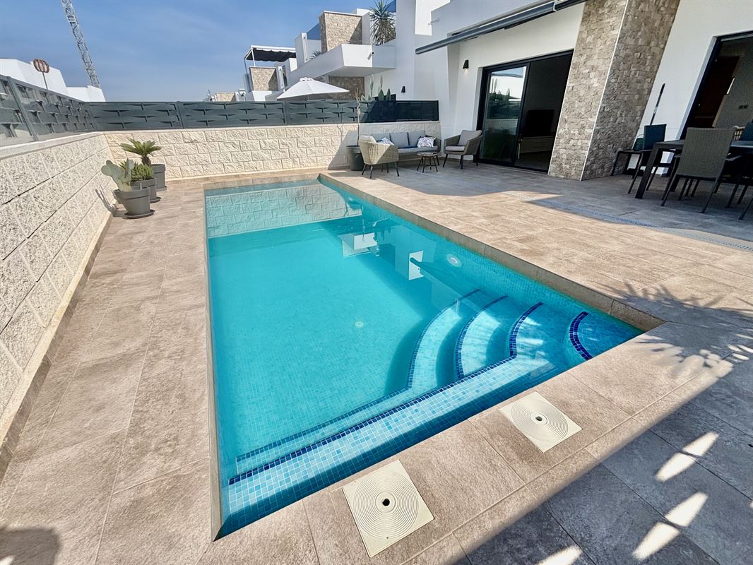 Villa Moderna 1701