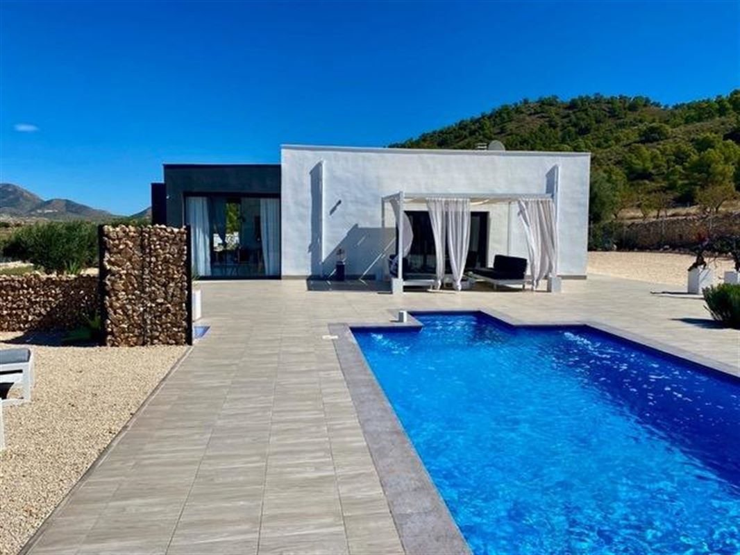 Villas en Hondon de las Nieves