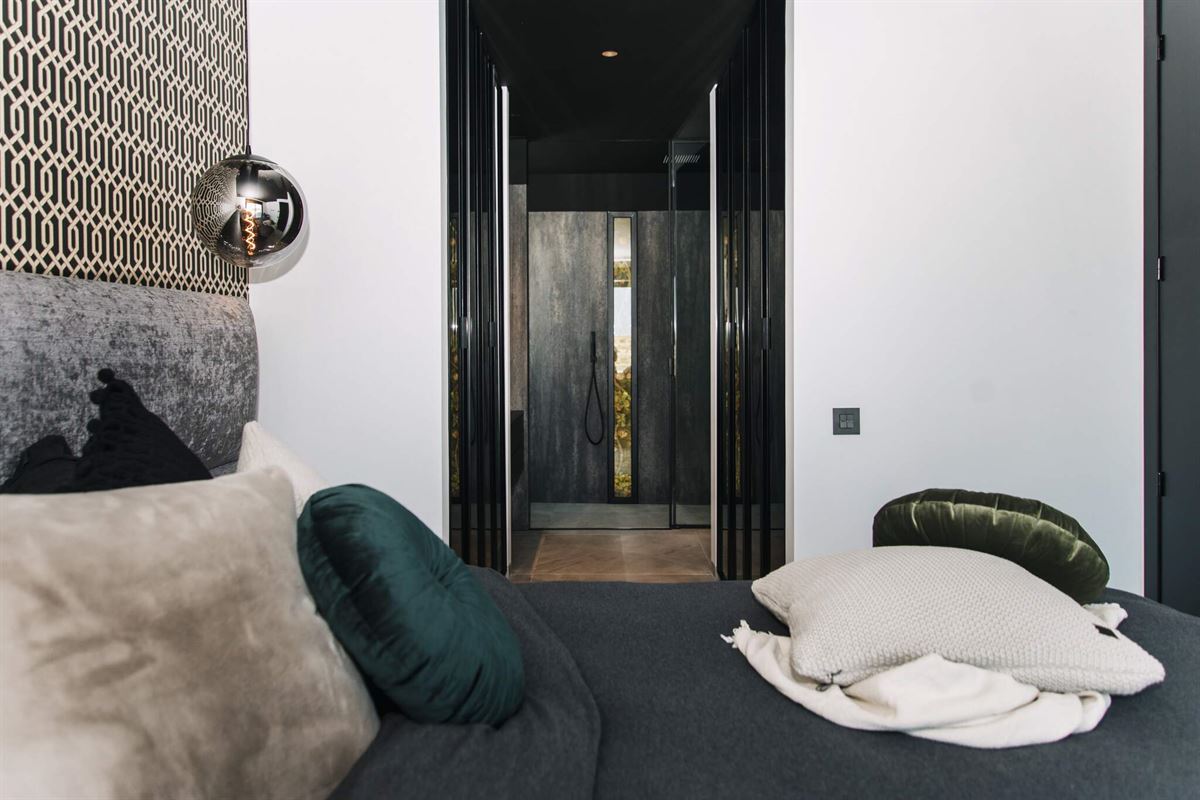 Oceanic Luxury Villas