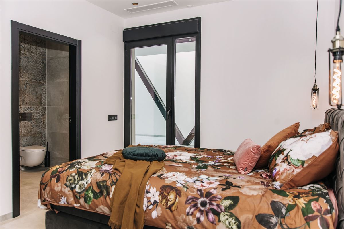 Oceanic Luxury Villas