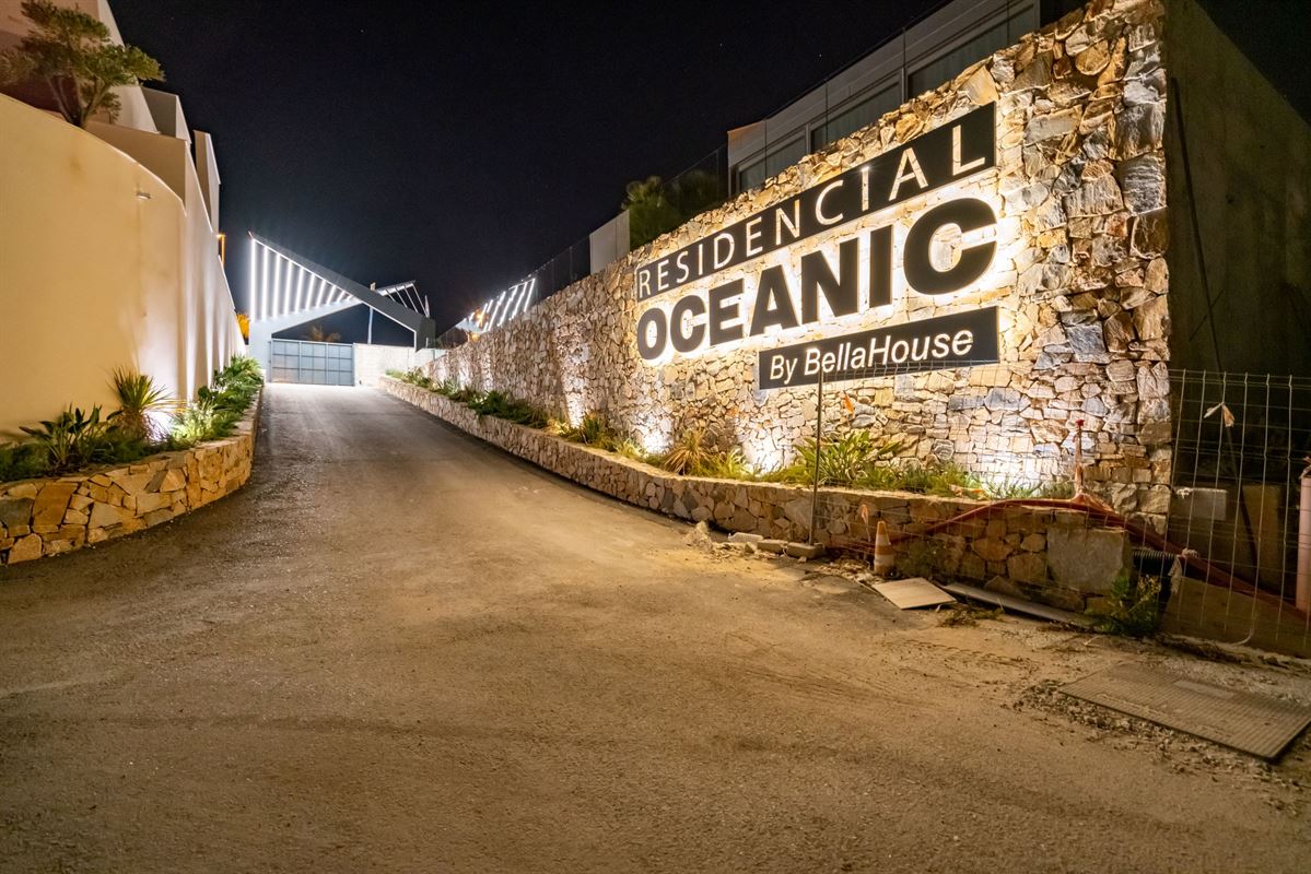 Oceanic Luxury Villas