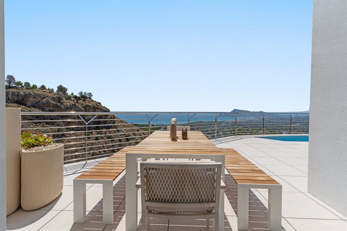 Blanc Altea Homes