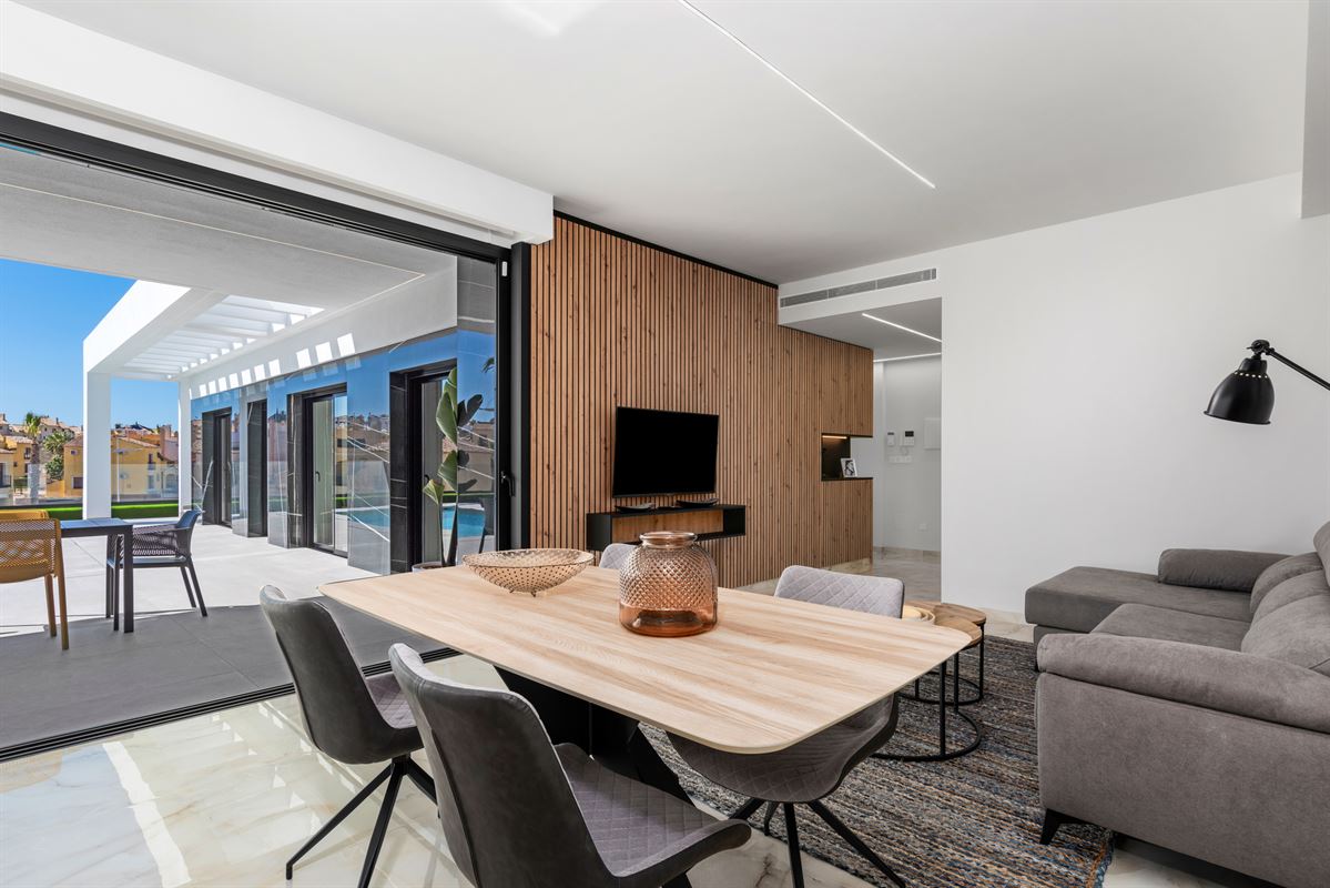 Oasis Villas 2 La Finca