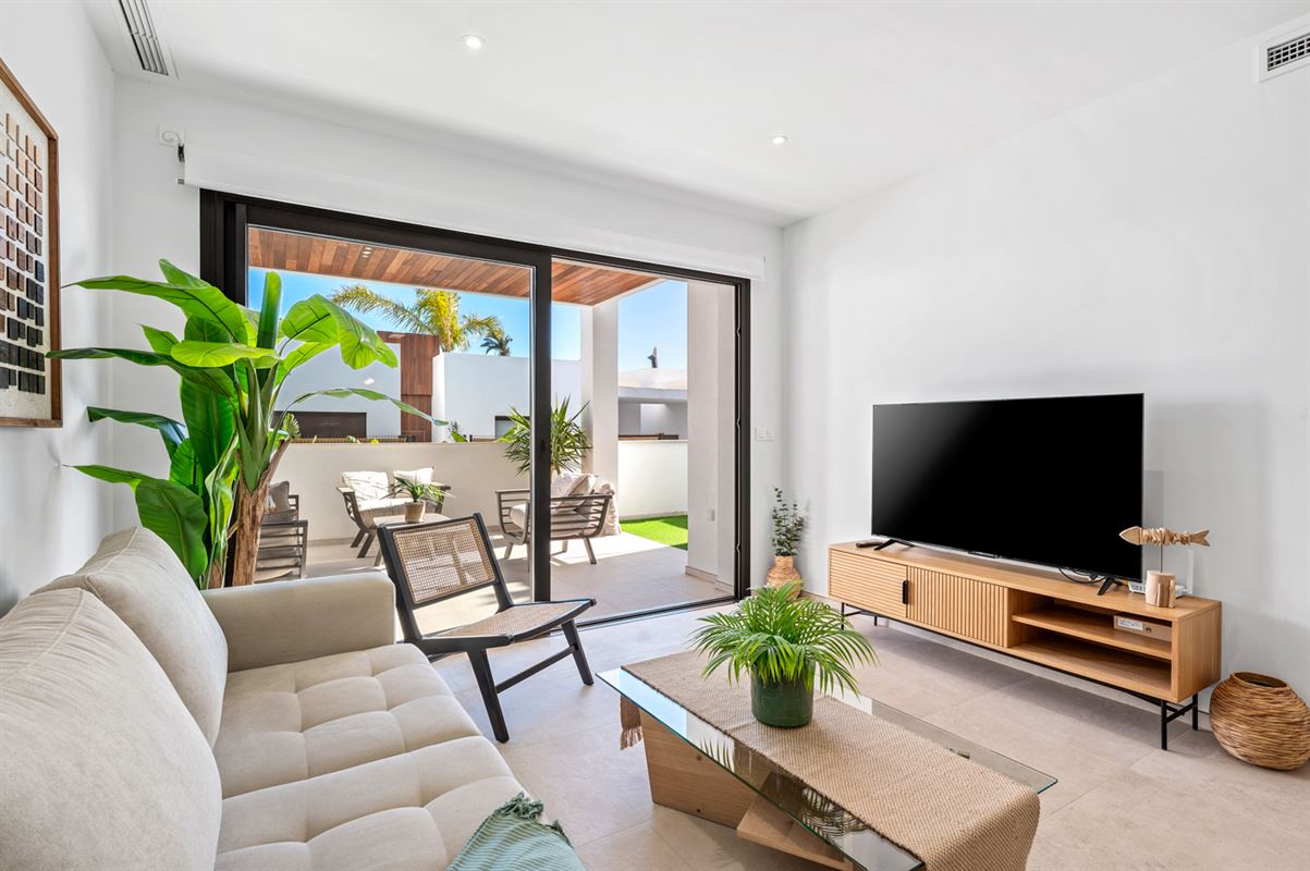 Serena Breeze 3 Apartments