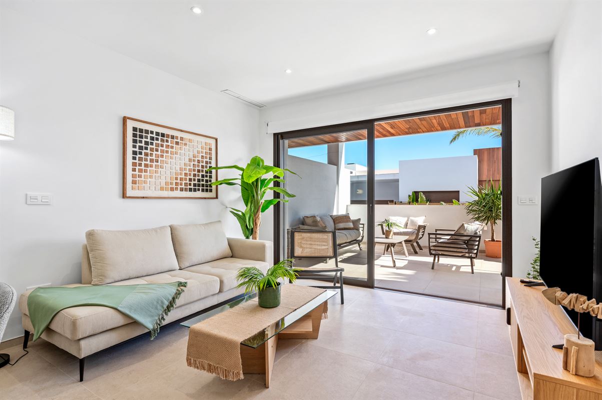 Serena Breeze 3 Apartments