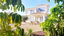 JARDINES DE ALMENARA