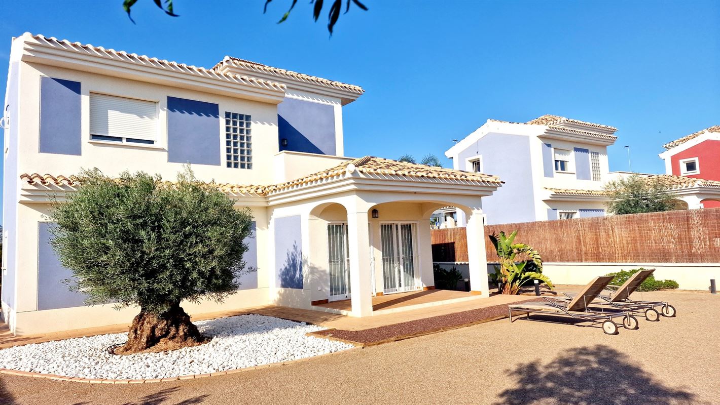 JARDINES DE ALMENARA
