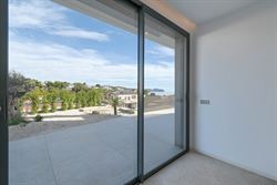 Avda La Marina 312