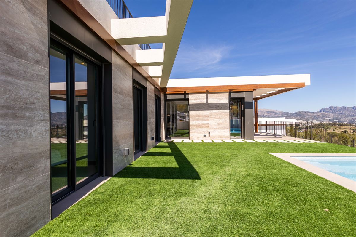 Bay View Polop
