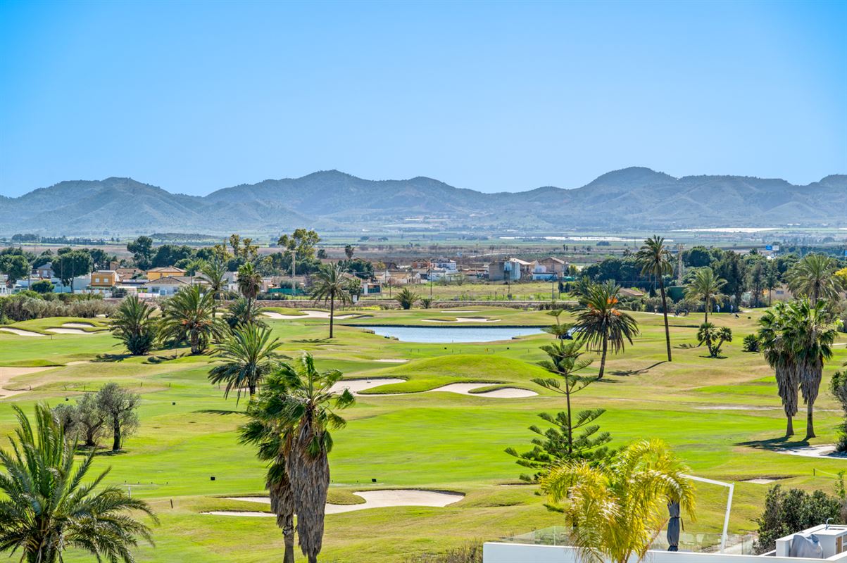 Serena Breeze 3 Apartments
