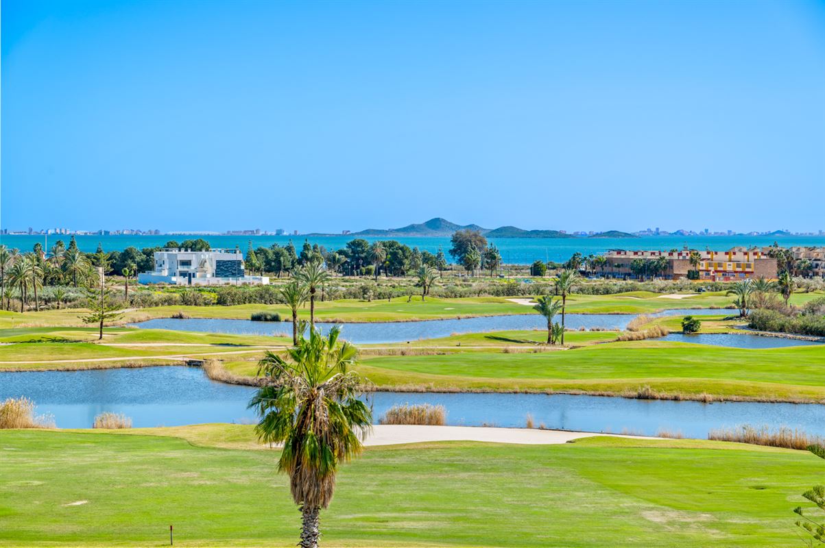 Serena Breeze 3 Apartments