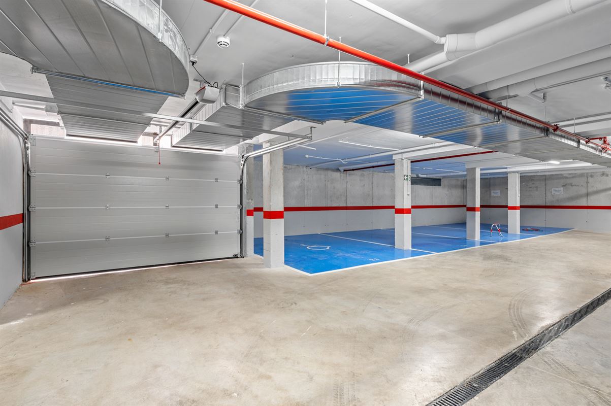 Serena Breeze 3 Apartments
