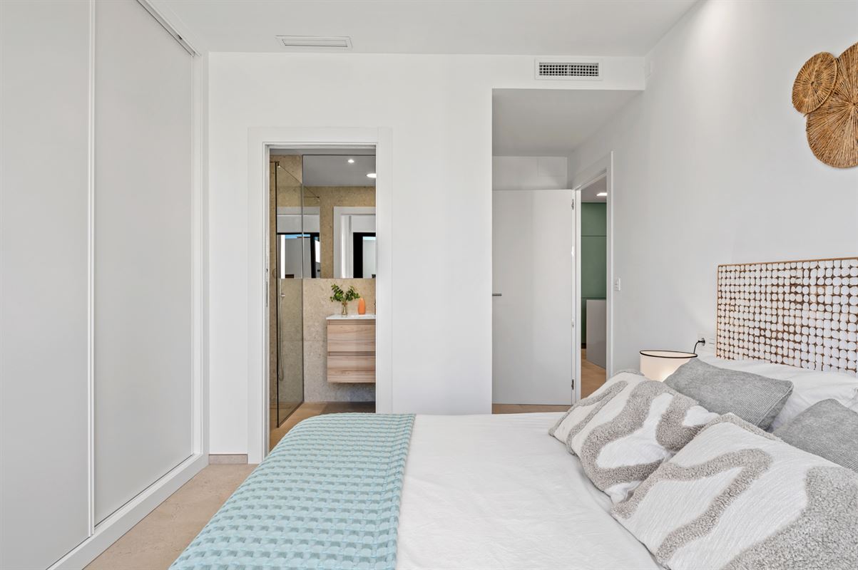Serena Breeze 3 Apartments