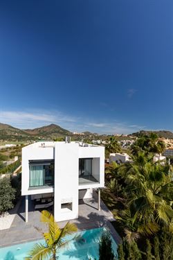 Las Acacias