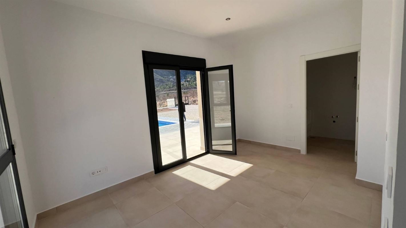Villas en Hondon de las Nieves