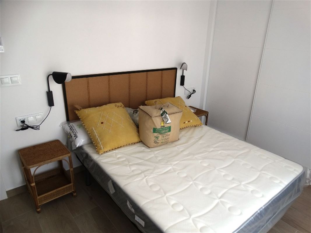 Rambla Beach Semis
