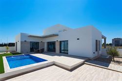 Nueva Daya Villas