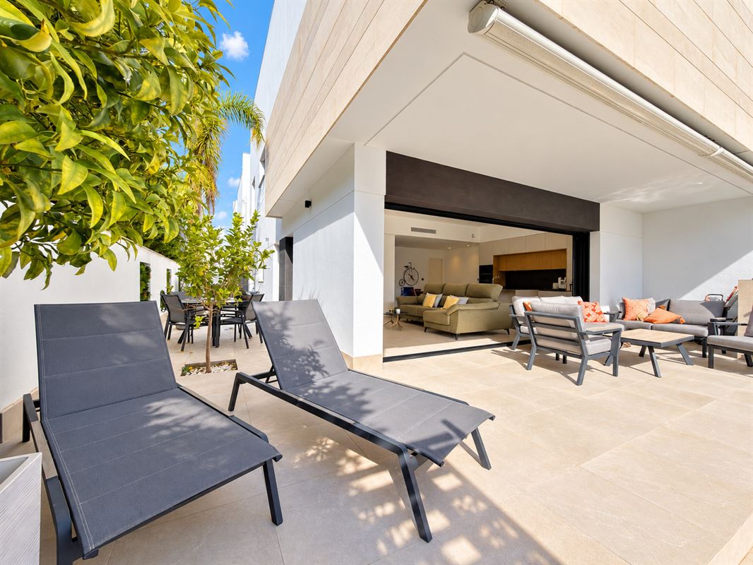Pura Vida III