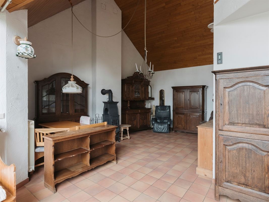 AM17-Whise-4.jpg