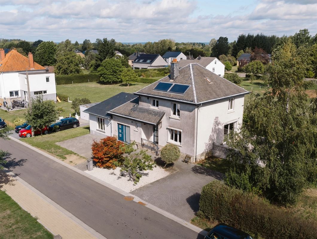 suburban-house-aerial-view