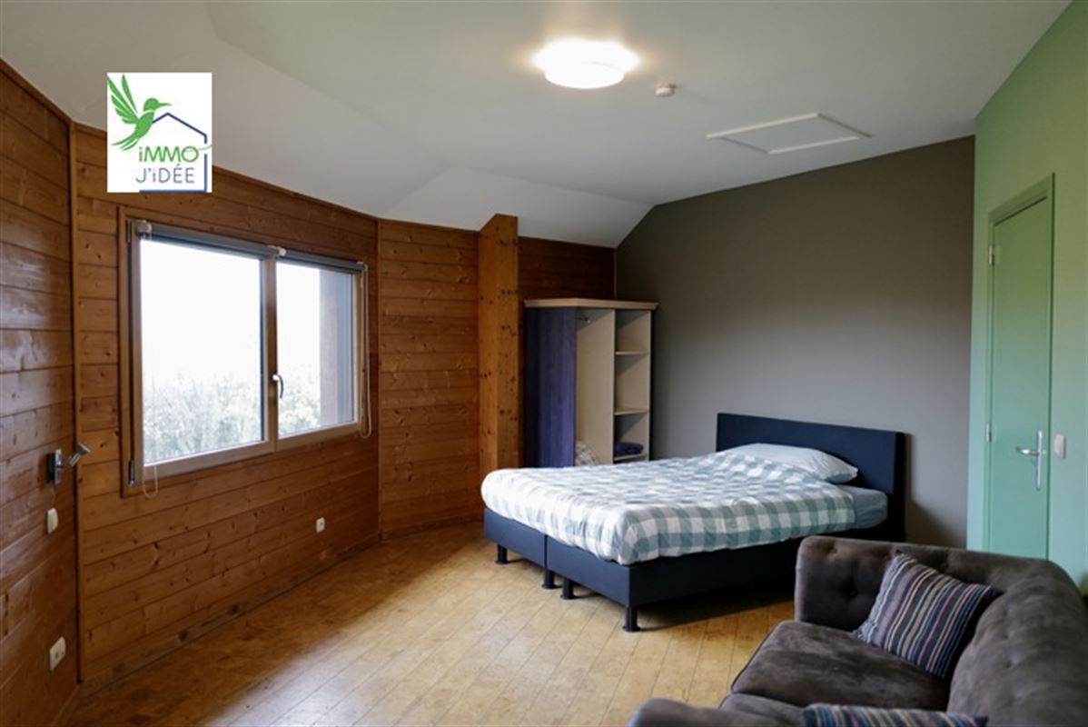 Superbe maison au milieu d'une vallée calme