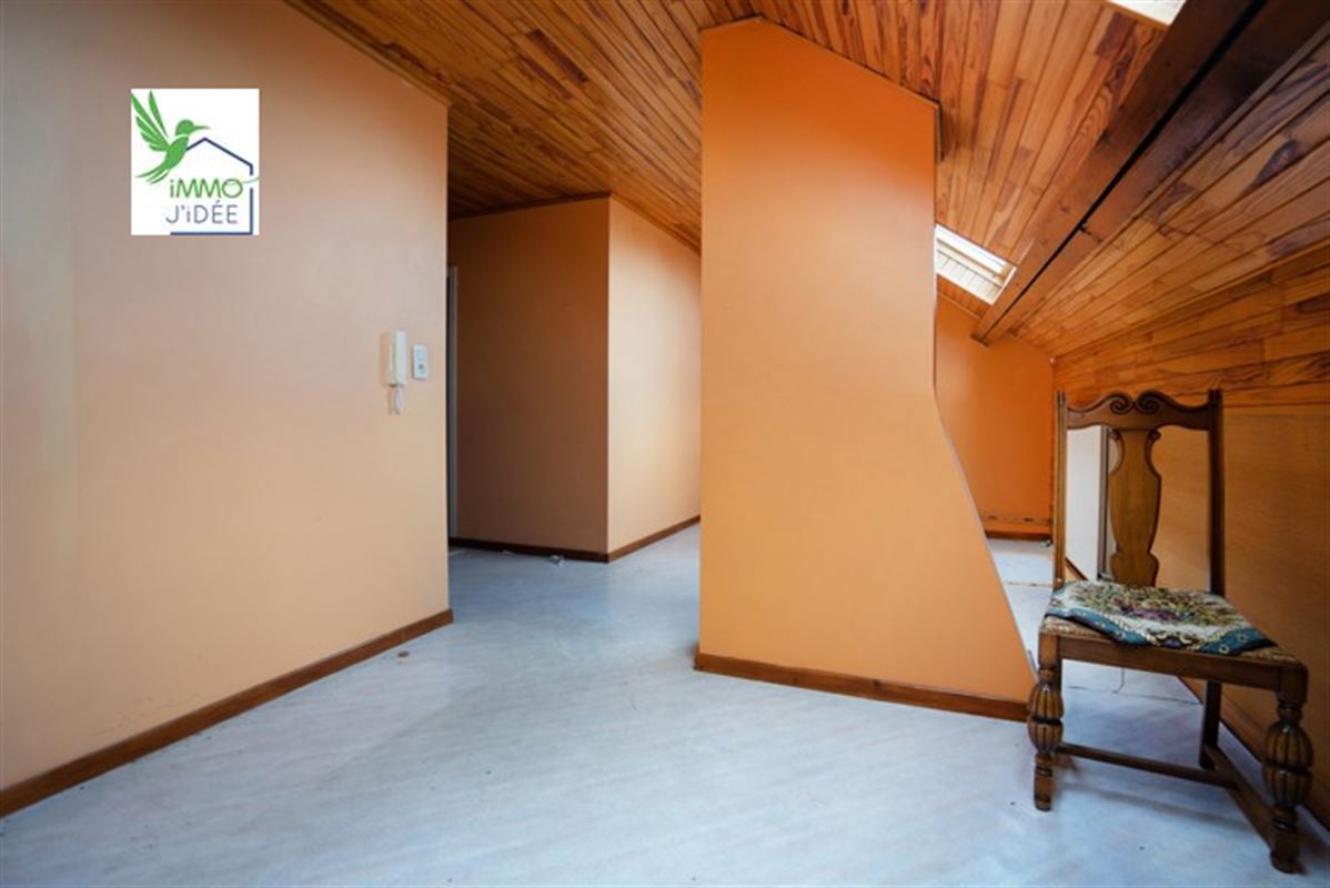 Maison bel étage au centre ville dans une rue calme