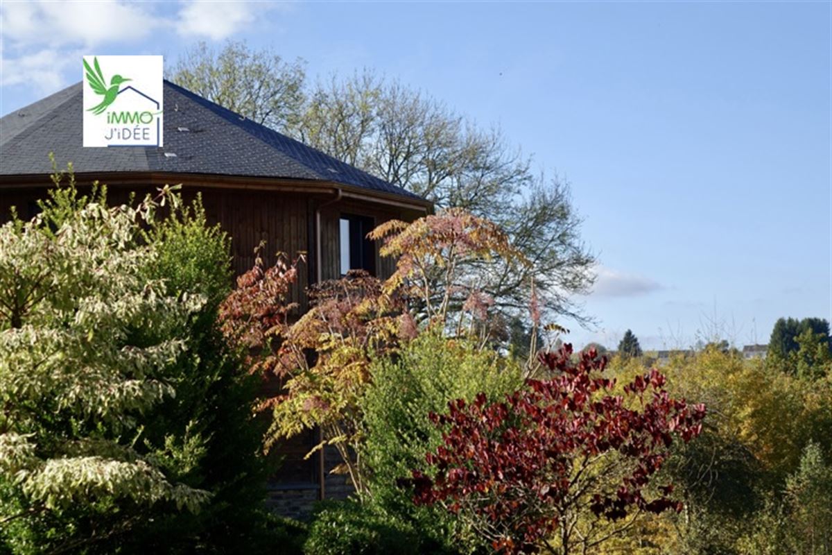 Superbe maison au milieu d'une vallée calme