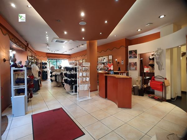 Commerce - Rez-de-chausée