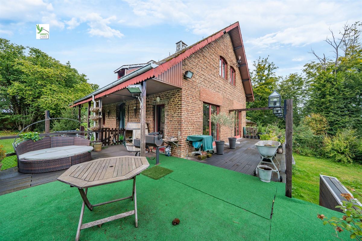 VILLA AVEC PISCINE & POTENTIEL CONSTRUCTIBLE