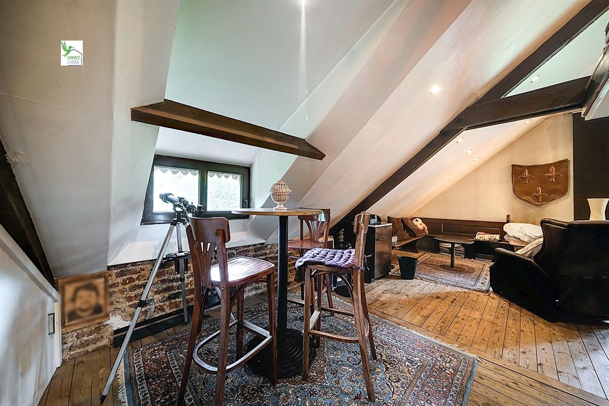 VILLA AVEC PISCINE & POTENTIEL CONSTRUCTIBLE